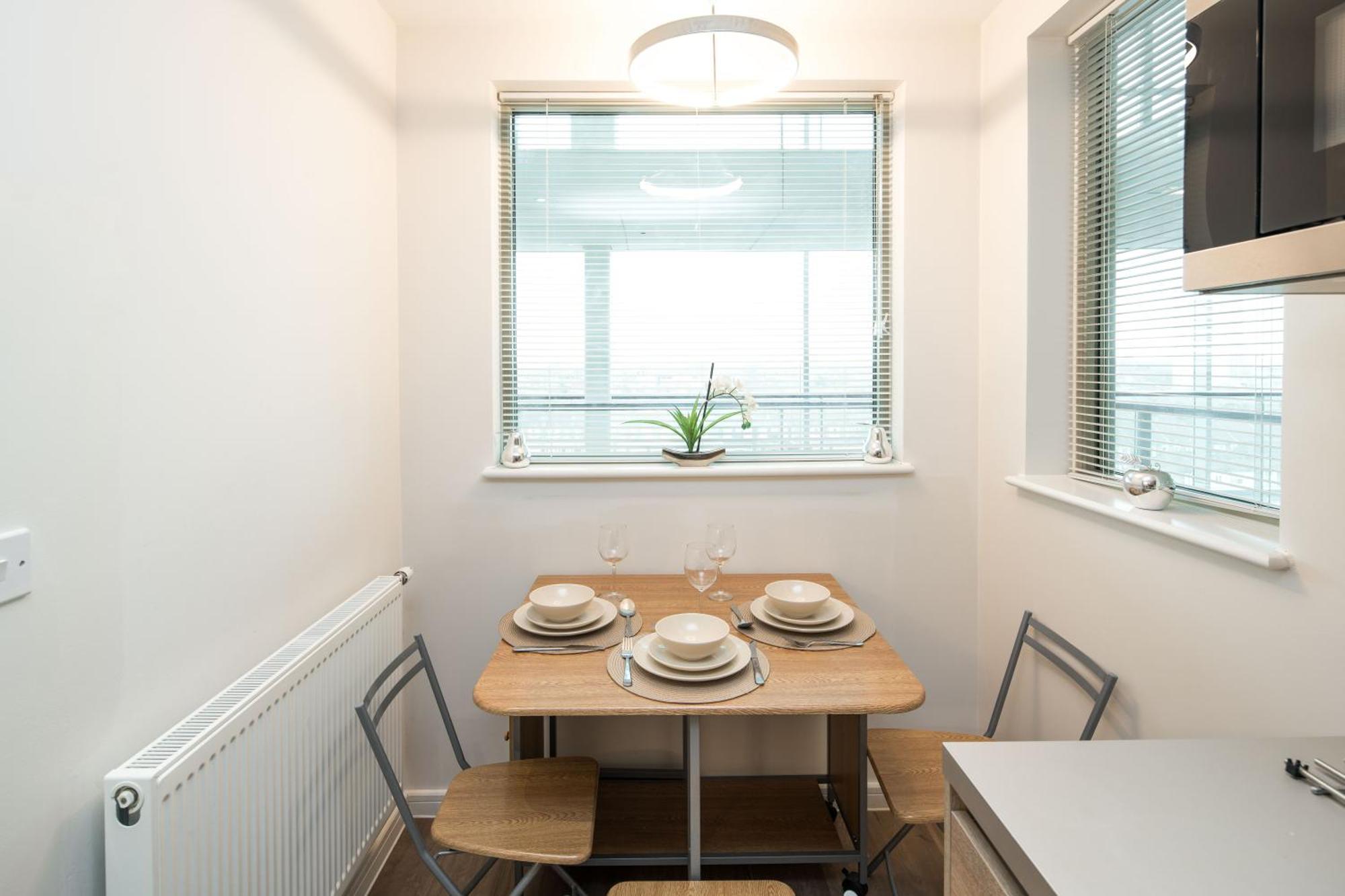 Canning Town -2 Bed Luxury Apartment London Eksteriør bilde