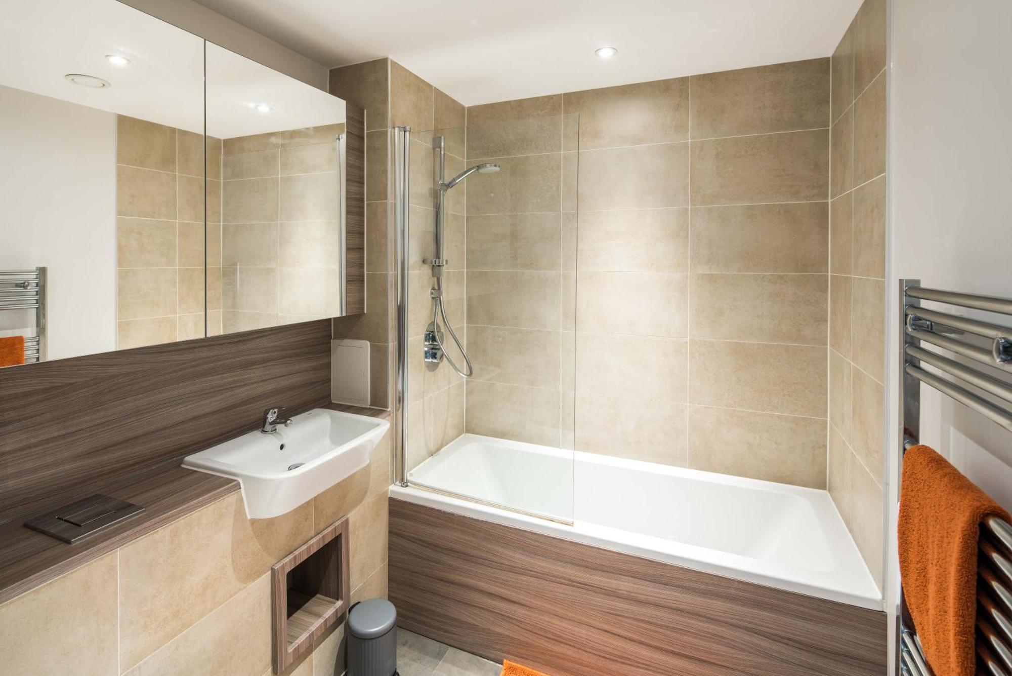 Canning Town -2 Bed Luxury Apartment London Eksteriør bilde